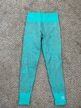 Bombshellsportswear and Snake Print Seamless Leggings